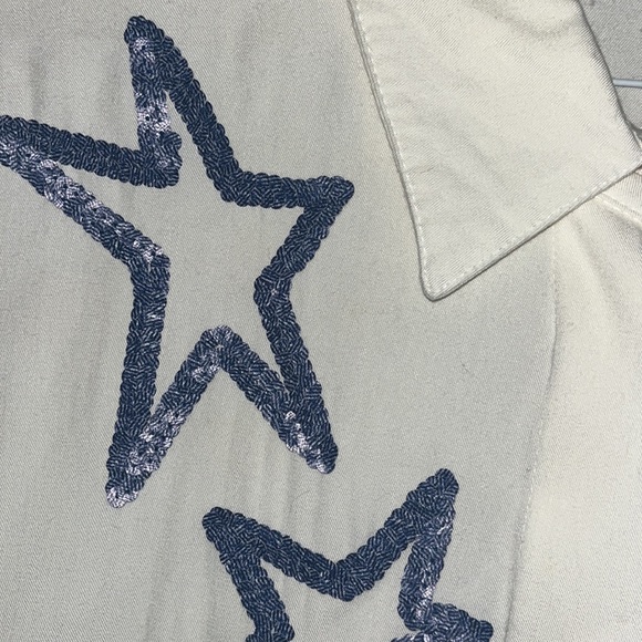 The La Costa spa, white button down blouse with blue stars - Picture 3 of 4